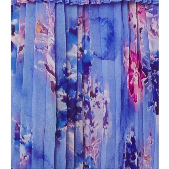 Astr Daytona Pleated Floral Tiered Maxi Dress in Blue & Pink Small $180- - Picture 8 of 15